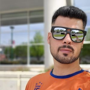 Meet your Posher, Rahul